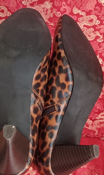 LEOPARD PRINT BOOTIES - Picture 9 of 15